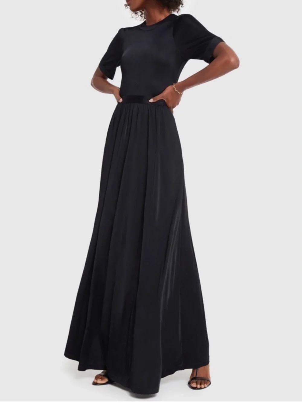 G. Label by Goop Nina Crewneck Maxi Dress Black Sz: 6 Quiet Luxury Made in Italy - Picture 1 of 13